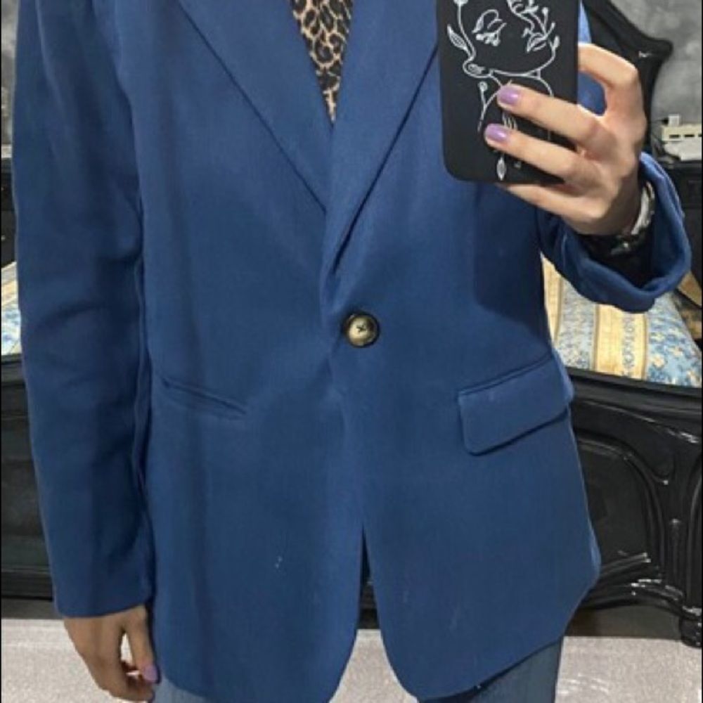 ✨HP✨Lapel Neck Split Back Blazer✨ - Picture 7 of 9